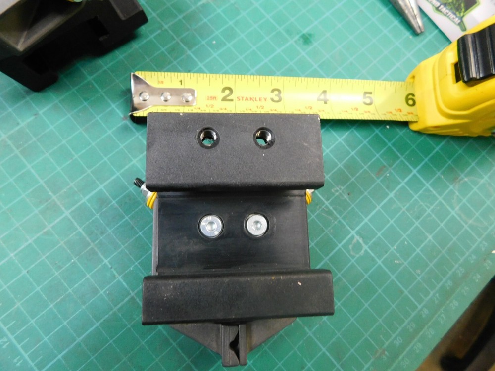 Mechanical Robot Claw Clamper