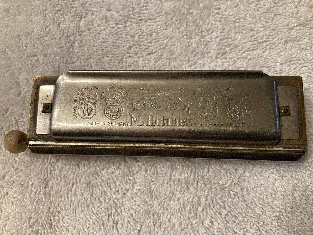 Vintage M-Hohner's The Chromonica Harmonica “C”.