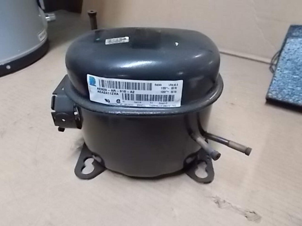 TECUMSEH AE820AR-910-A2JR 1/4 HP LOW TEMP REFRIG COMPRESSOR 178154