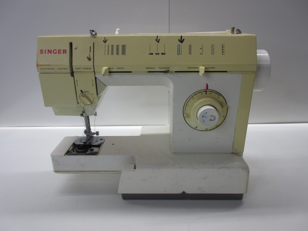 SINGER 621B Machine - Untested As-is
