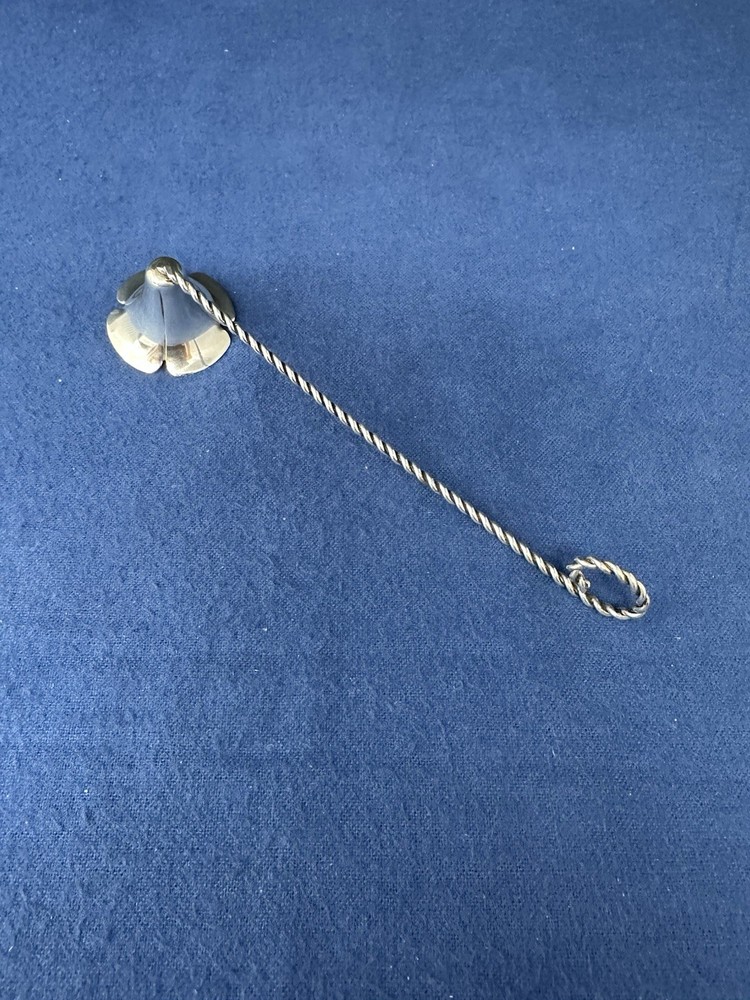 STERLING CANDLE SNUFFER
