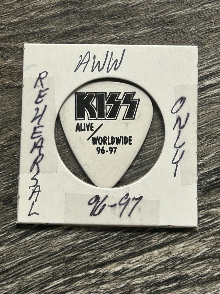 KISS Guitar Pick PAUL STANLEY Rehearsal Alive Worldwide Reunion Tour Vintage