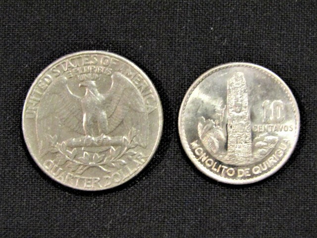 Guatemala 1960 10 Centavos unc Silver Coin