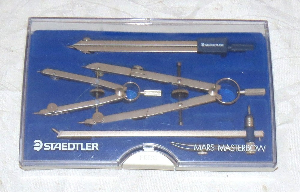 Staedtler MARS MASTERBOW Set - One piece missing