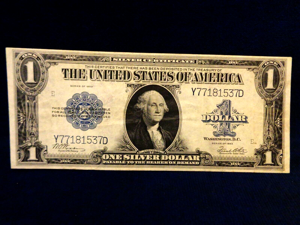 ** FR # 237 1923 $1.00 SILVER DOLLAR UNC #Y77181537D