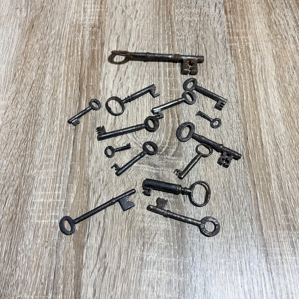 antique keys joblot