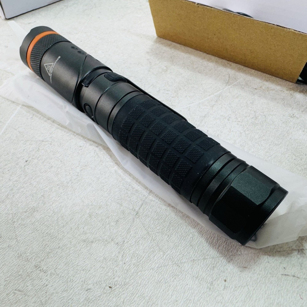 GRAINGER 797NR2 Handheld Flashlights,LED,900lm 797NR2