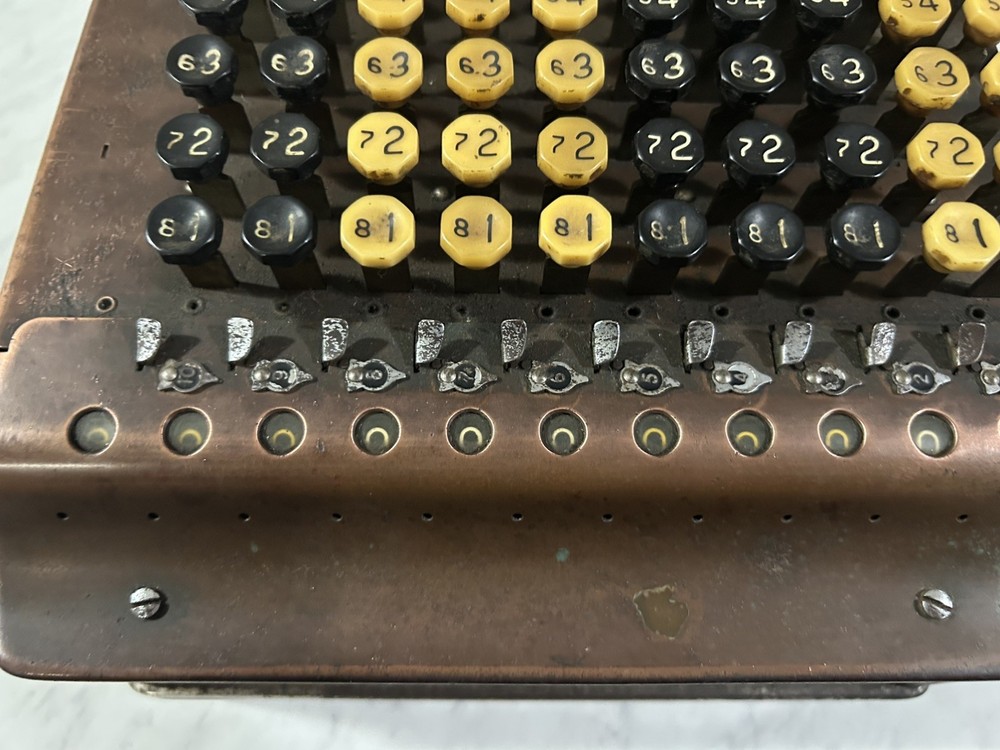 Felt & Tarrant 1920’s Comptometer Model J Working Adding Machine w/ Cover Manual