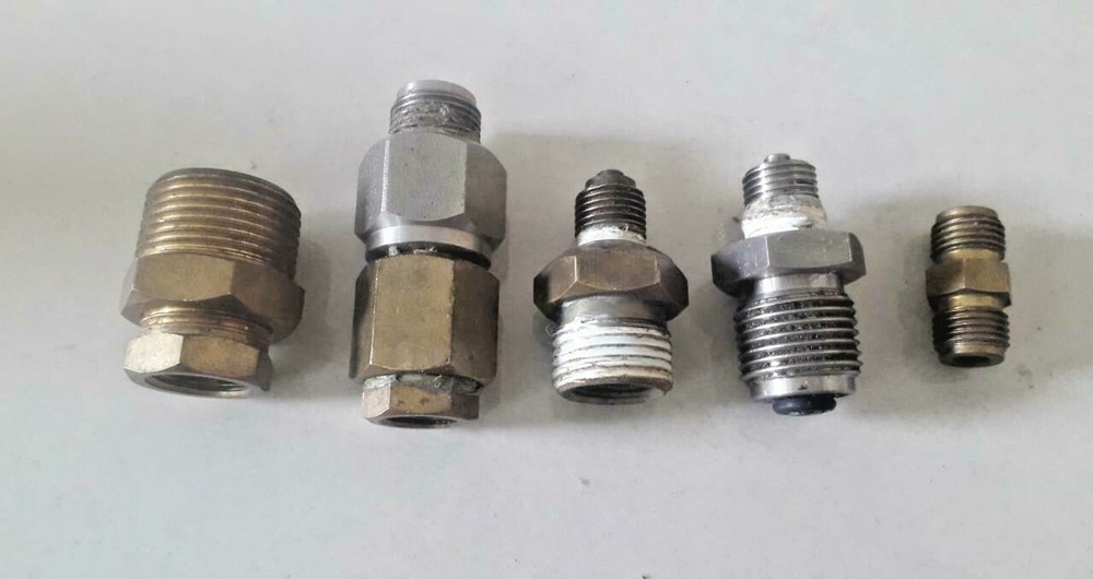 Hand held test pump Pressure calibrator AdaptersFitting
