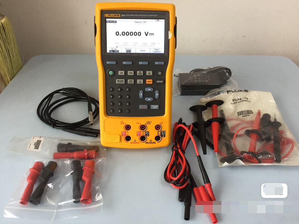 Fluke 754 Documenting Multifunction Process Calibrator HART NIST Calibrated Data