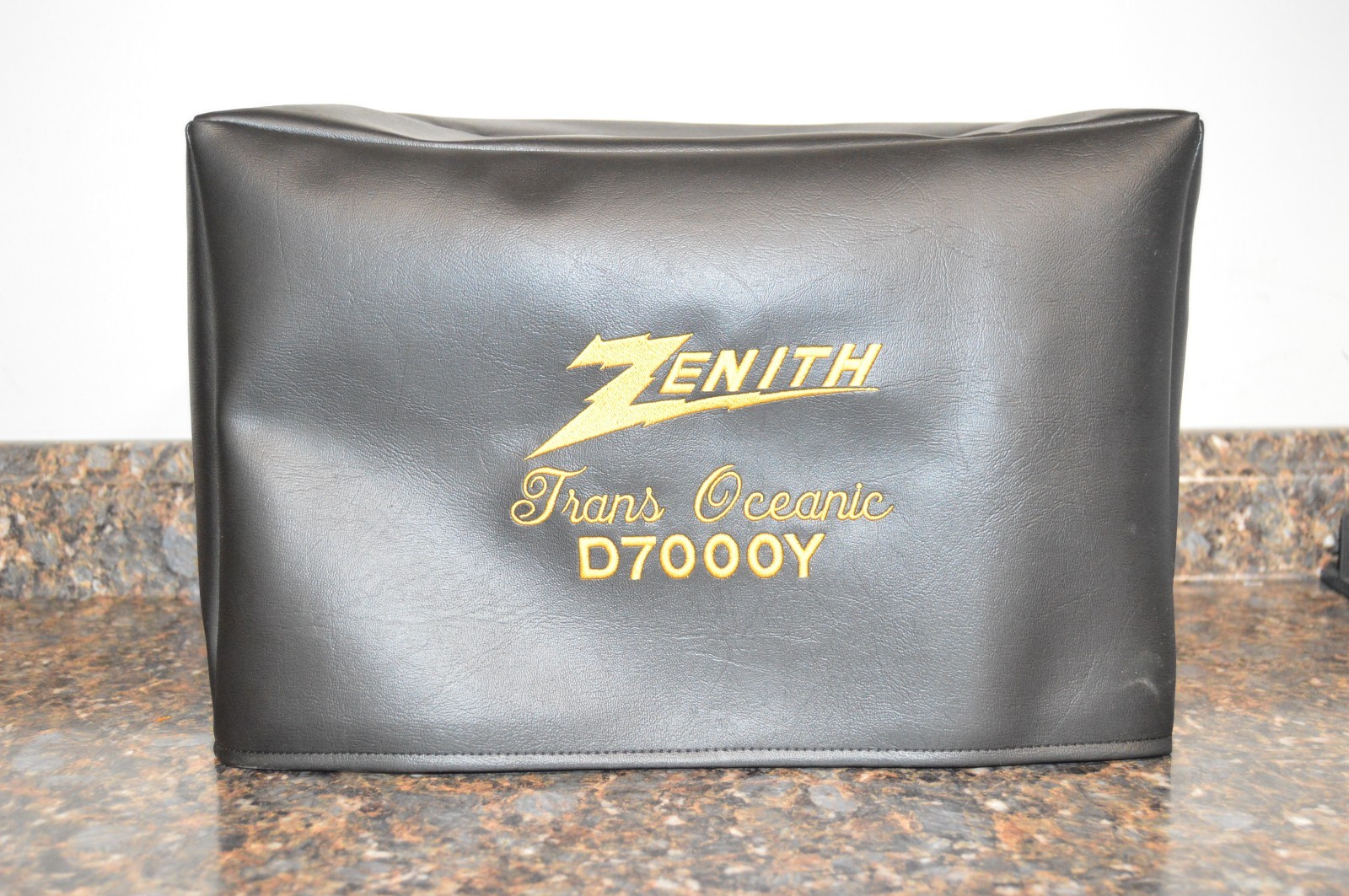 Zenith Trans Oceanic D7000Y Signature Series Ham Radio Dust Cover