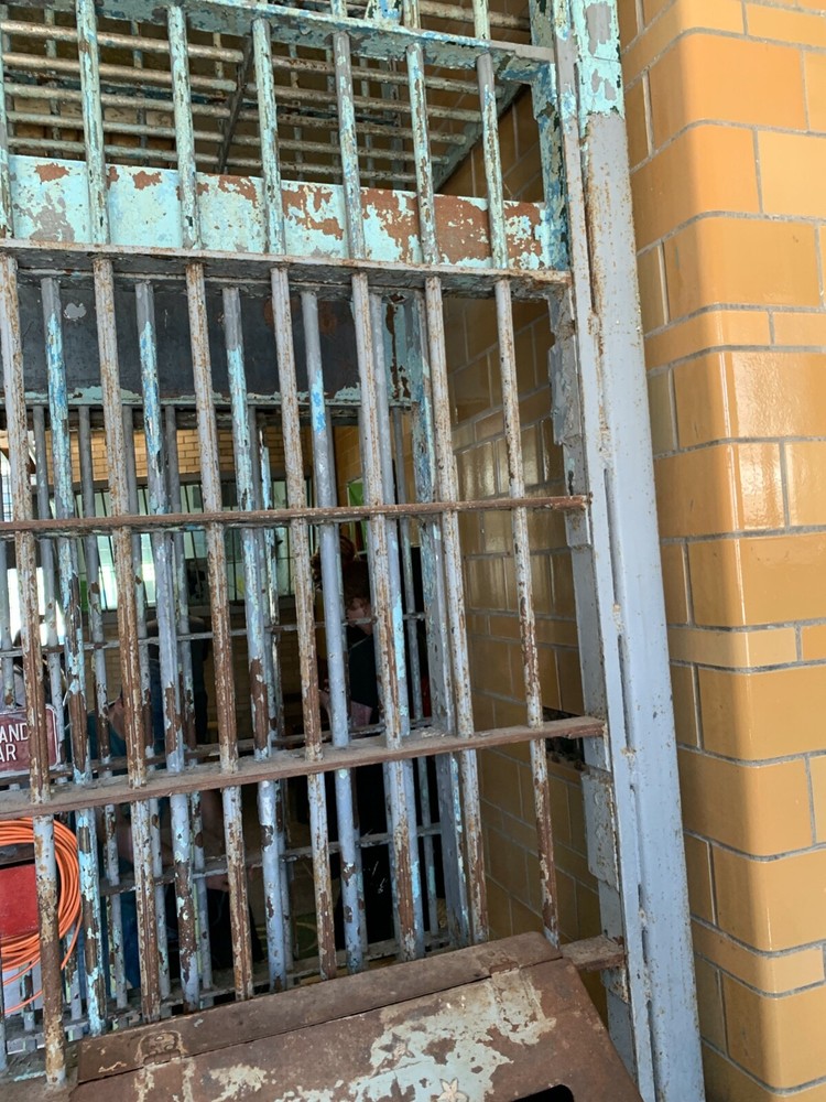 Missouri State Penitentiary Paint Chips Ghosts Paranormal Ghost Adventures