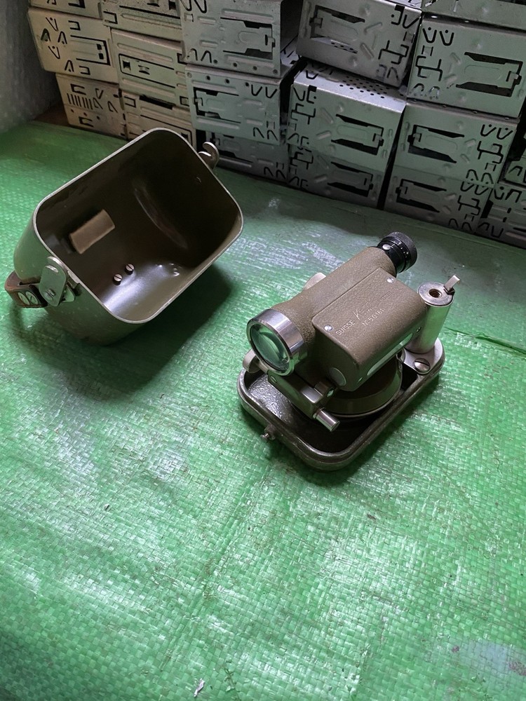 Kern AARAU - Rare model Theodolite