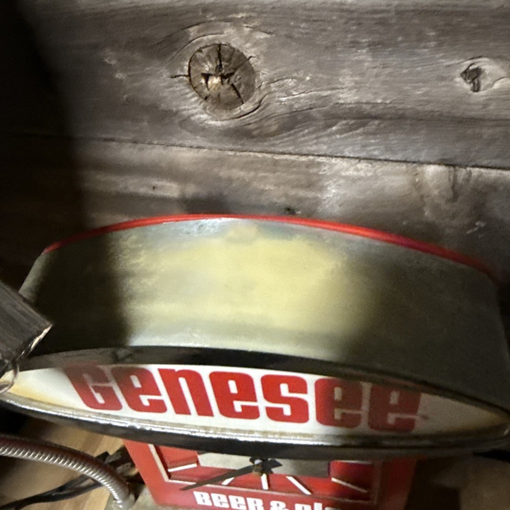 genesee beer &ale clock light