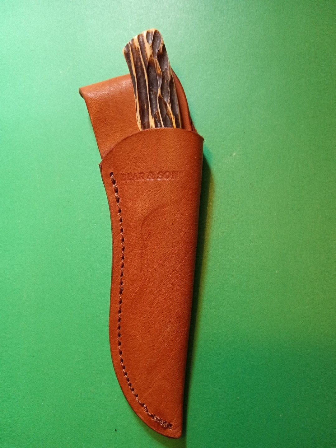 Bear and Son Cutlery USA India Stag Fixed Blade Knife NOS Box and Sheath