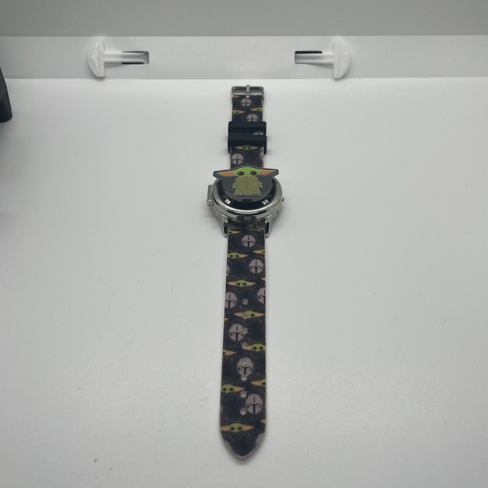 Yoda Star Wars Mandalorian Watch