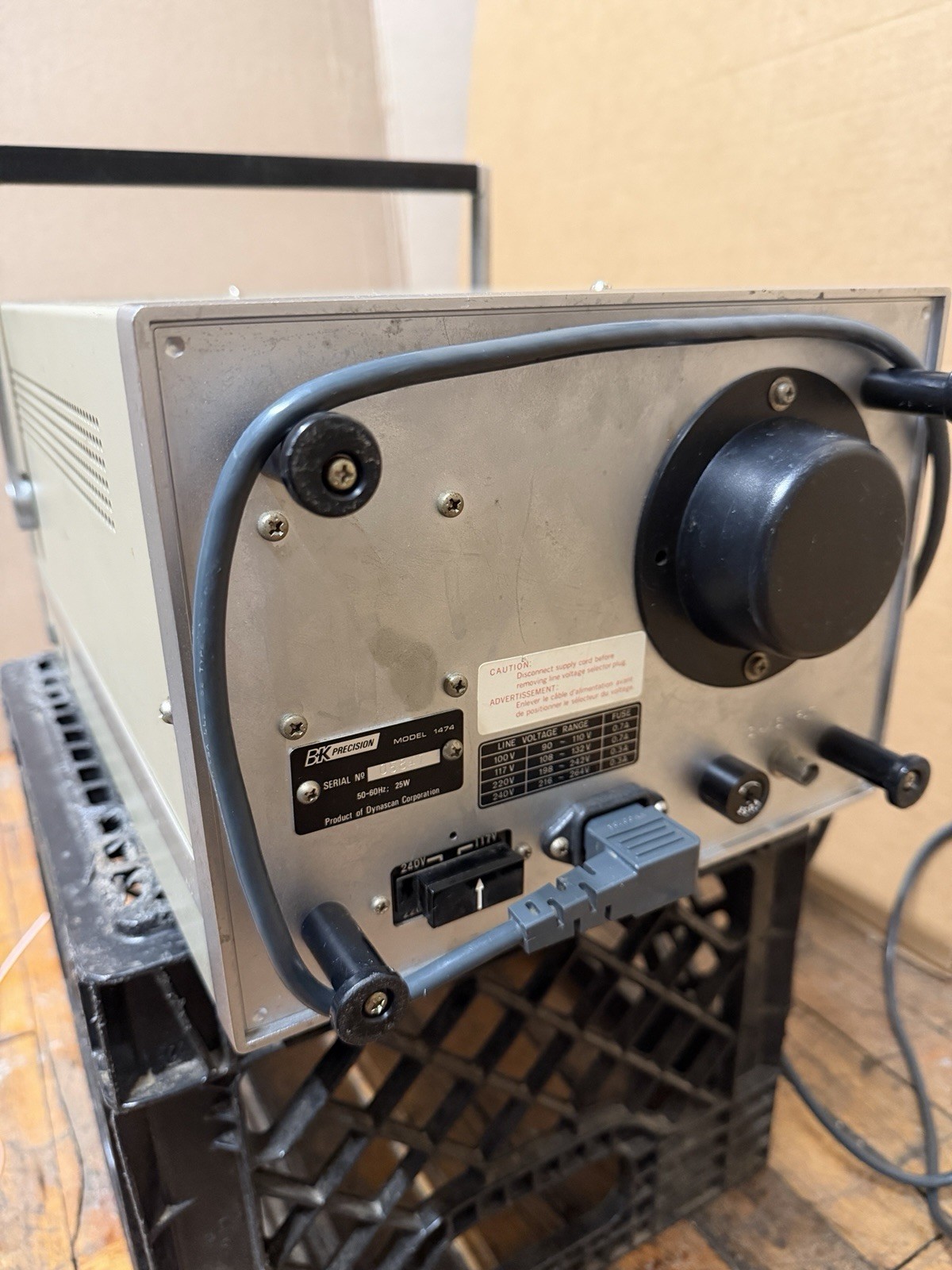 Vintage B&K Precision 1474 Oscilloscope Dual Trace 30 MHz Powers On For Parts