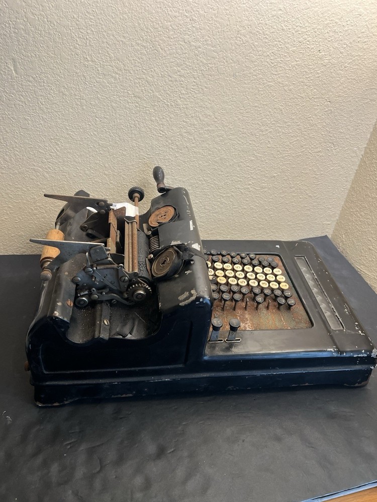 Burroughs Vintage Mechanical Adding Machine Calculator Arithmometer