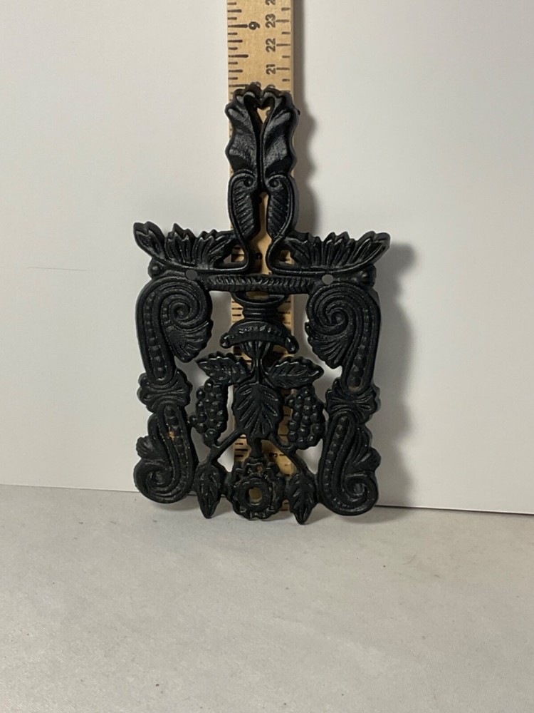 Vintage Grape cast iron decorative design trivet