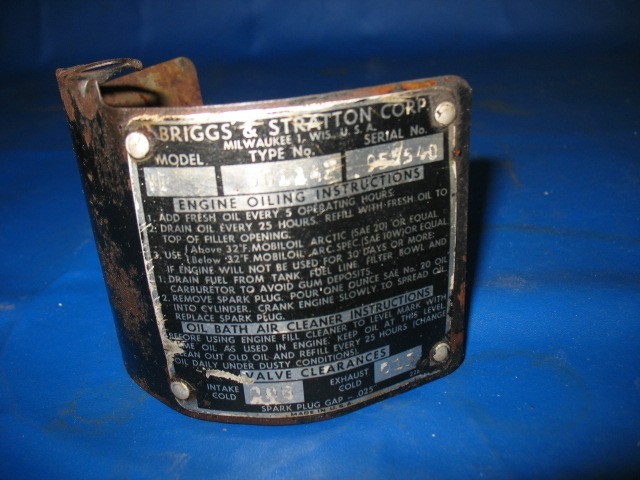 Briggs & Stratton Engine Shroud & ID Plate Tag Gas Engine