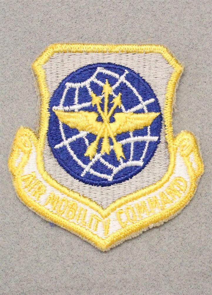 USAF Air Force Patch 171: Air Mobility Command - 3" yellow motto