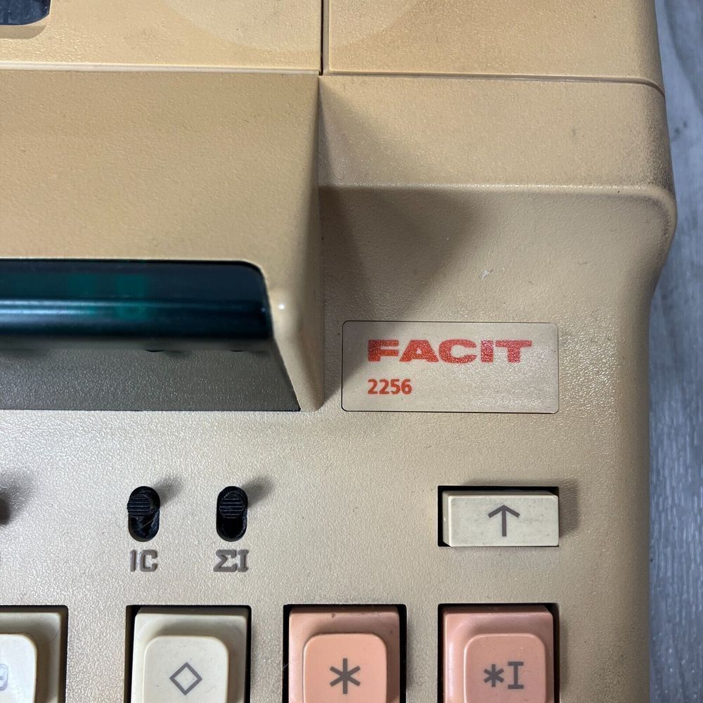 Vintage Facit Desktop calculator Model 2256 Beige