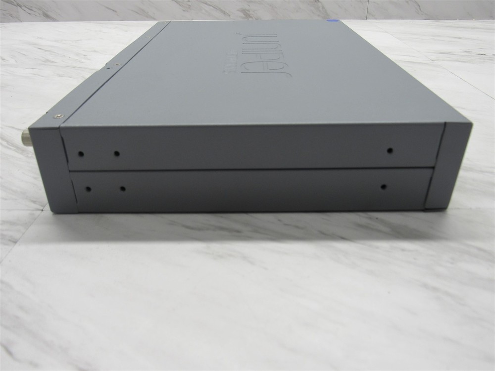Juniper Networks SRX320Mountable Security Services Gateway Appliance + AC & MPIM