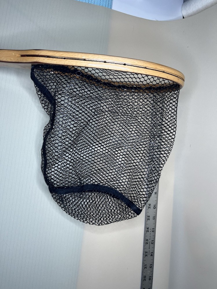 Fly Fishing Landing Net with Soft Rubber Mesh