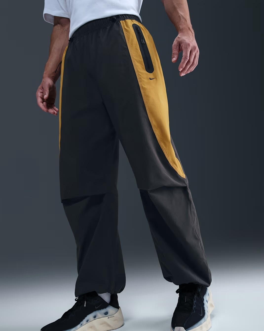 Nike Tech Dri-FIT Woven Oversized Pants IH8466-060 Anthracite (Men’s Small) S