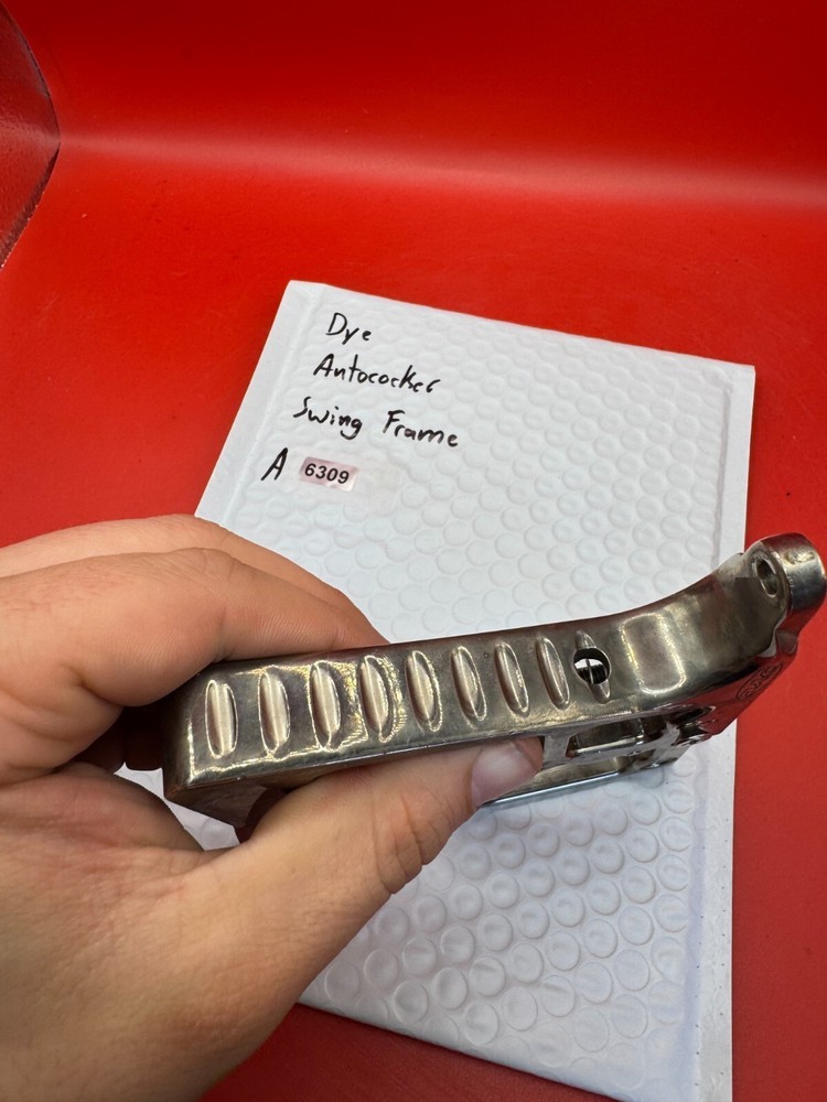 Dye Autococker Swing Paintball Marker Frame