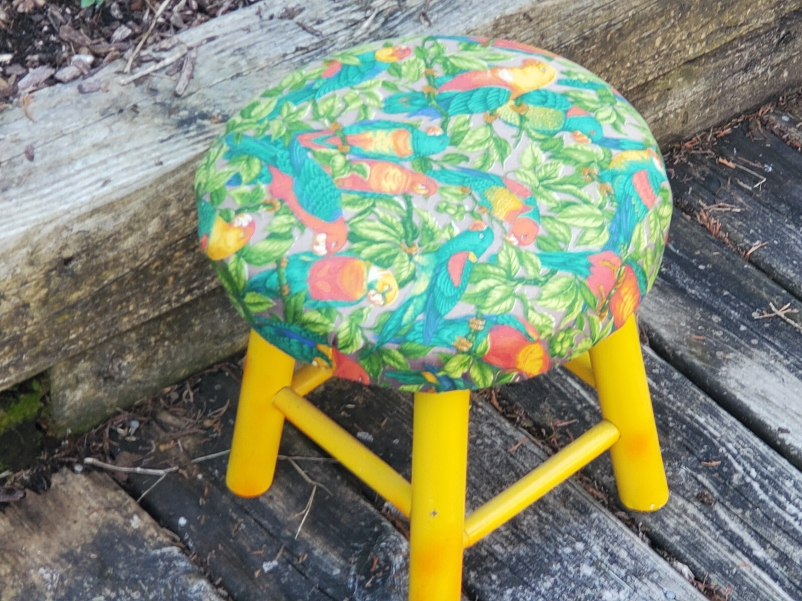 Parrot Jungle Paradise Love Birds Footstool Wood Base Colorful Hand Made As Is