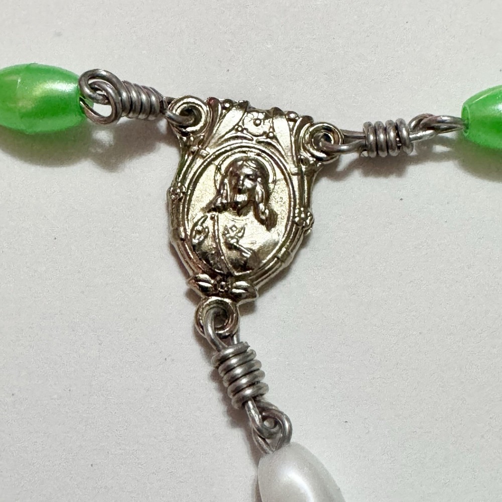 Vintage 1980’s Rosary Green Crucifix EXCELLENT