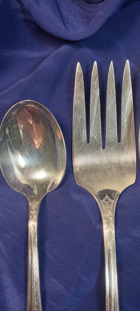 5 PC. SERVING UTINSELS Wm Roger A1 Plus Oneida LTD 1934 Malibu Pattern