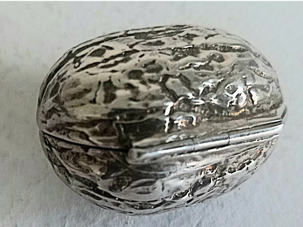 Stirling Silver Nut style Box. Thimble Case. Silver Walnut Style Box. 925 mark