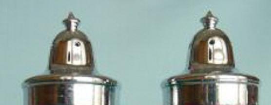 2 SALT PEPPER SHAKER REPLACEMENT PLASTIC LIDS Tiara * NEW