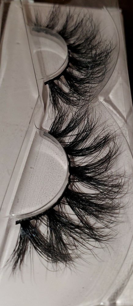 Luxury Mink Lashes ( LIT) Lash Plug™️