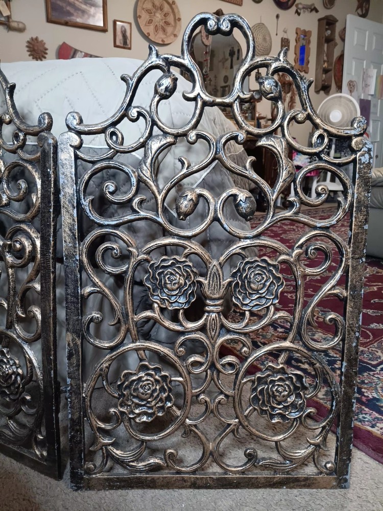 Vntg Cast Iron Fireplace Screen Panels
