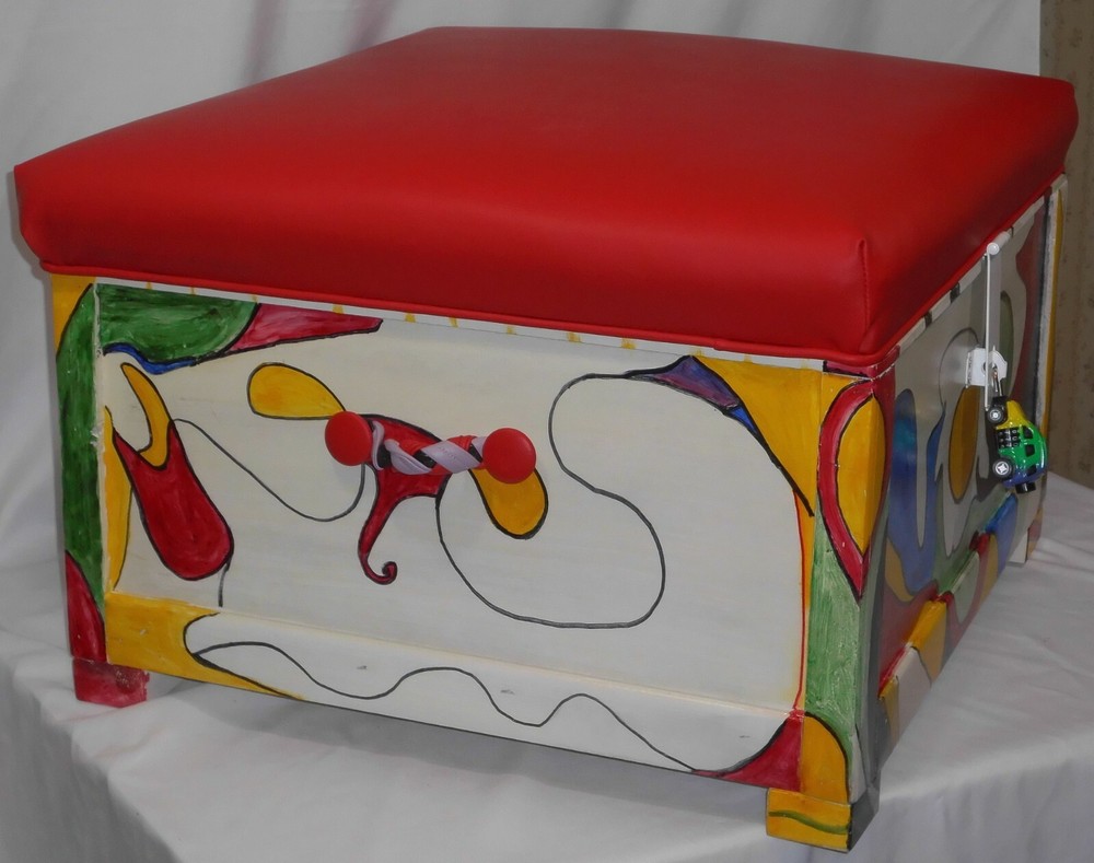 Happy Ottoman/ Storage Box ( Primitive)