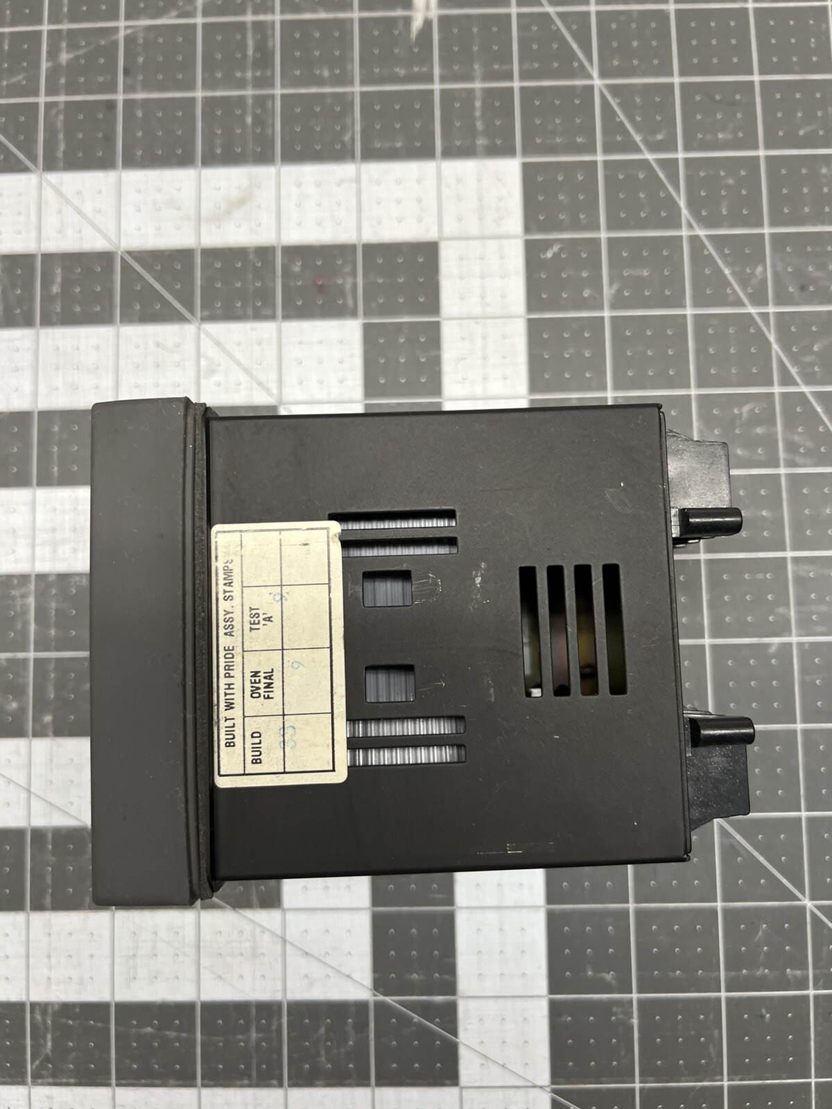 NEW HONEYWELL DC230B-TO-00-10-0000000-00-0 UDC2300 MINI-PRO CONTROLLER