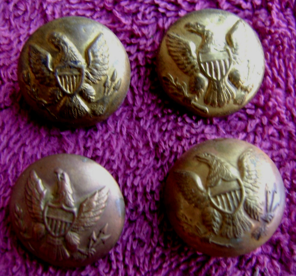 (4) NON DUG CIVIL WAR FEDERAL EAGLE COAT SIZE BUTTONS