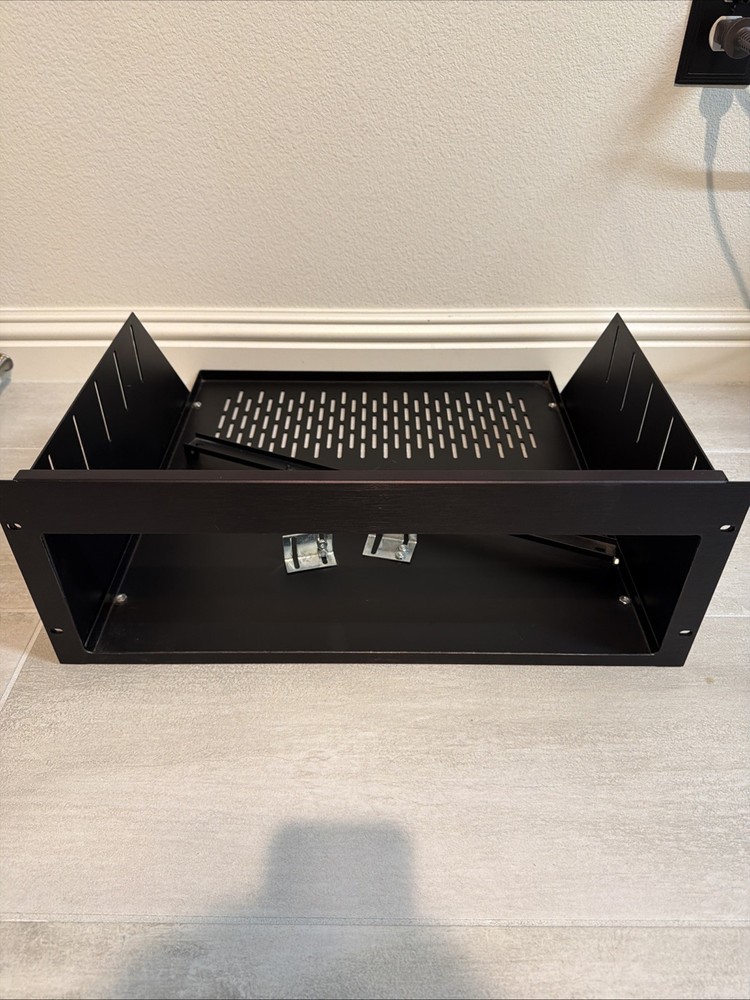 Integra CDC 3.4 Rack Mount Kit Middle Atlantic