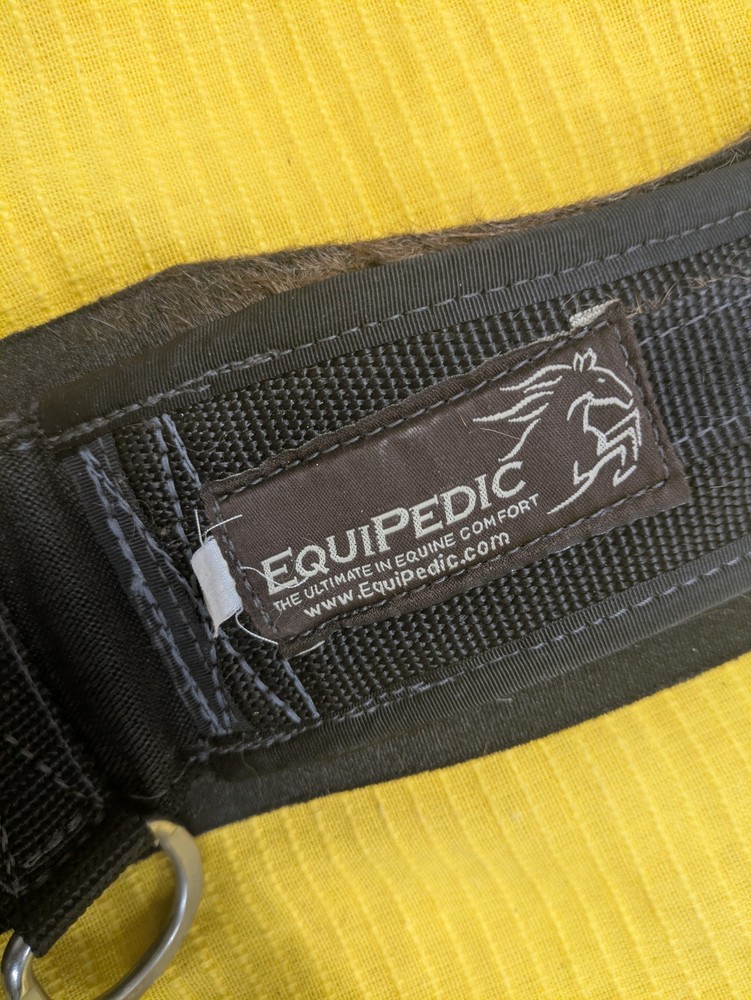 28" Equipedic Western Contoured Cinch Removable Liner Girth