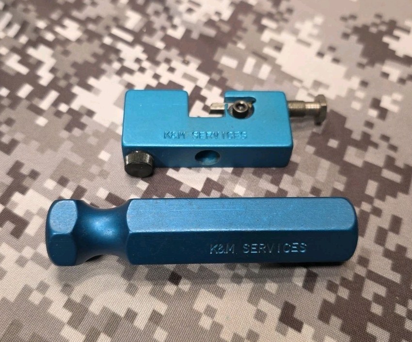K&M PRECISION MICRO ADJUSTABLE CASE NECK TURNER & REAMER PRIMER POCKET HANDLE