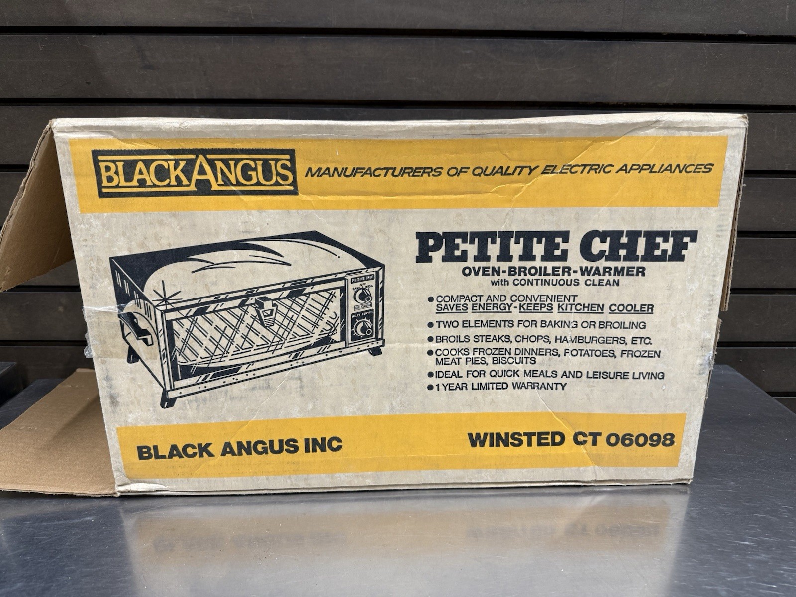 Vintage Black Angus Petite Chef Toaster Oven Broiler Warmer Woodgrain Finish