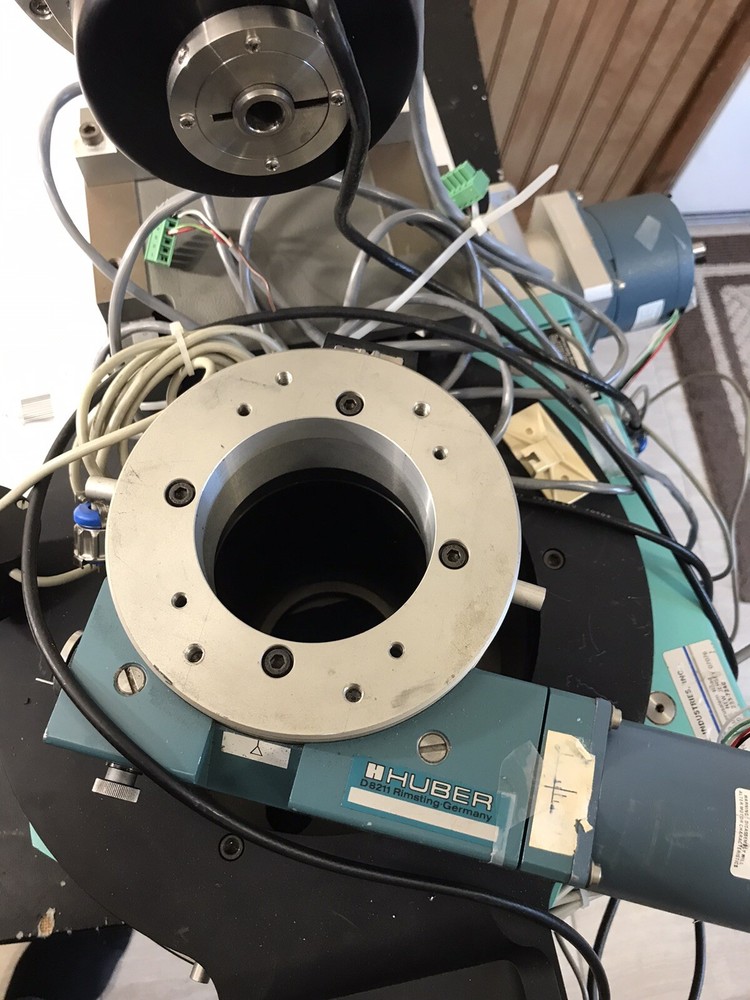 Huber Motorized Rotation goniometer