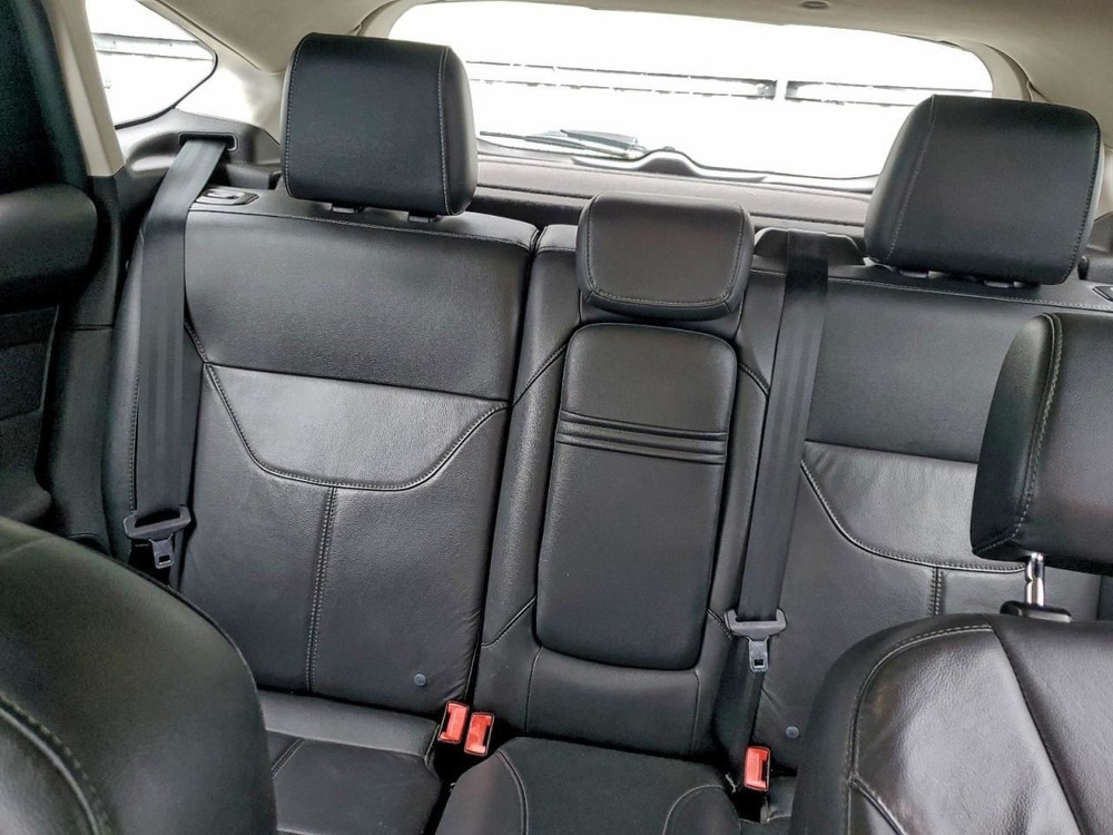 FOCUS 2016 Glove Box 4952436