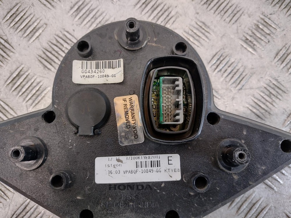 2012 HONDA CBR125R Speedo Clocks