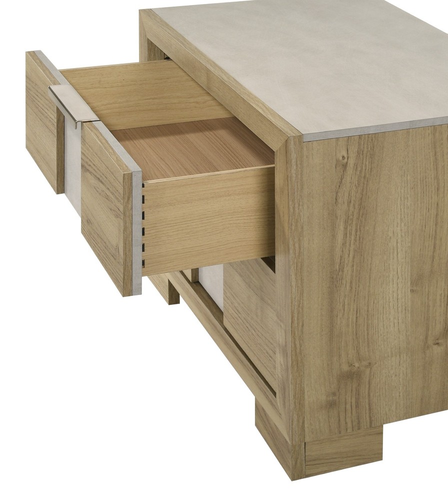 5Pc Contemporary Driftwood Finish Queen Integrated LED Light Panel Bed Set