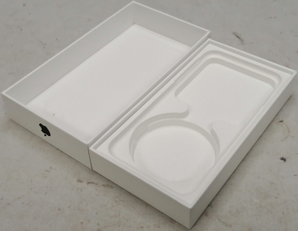 (BOX ONLY) iPhone SE Box