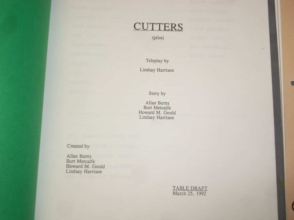 1992 CUTTERS TELEVISION SCRIPTS - PILOT SCRIPTS - LOT OF 2 - O 3099